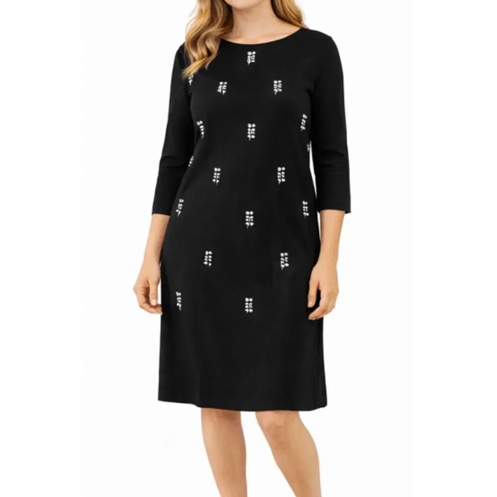 White House black market black jewel front shift dress small